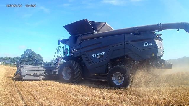 New démo Claas Lexion Terra Trac 6700 VS Fendt Idéal 8 PL, Claas Bretagne Nord, ETA PAIN смотреть онлайн