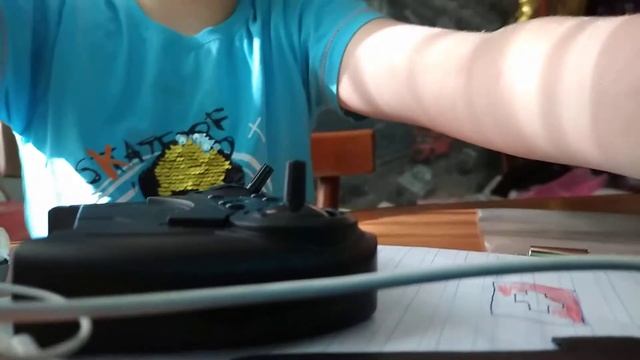 вертолет не на радиоуправлении но летает смотреть онлайн