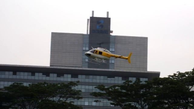 DJI WooKong-H On Jet Ranger смотреть онлайн