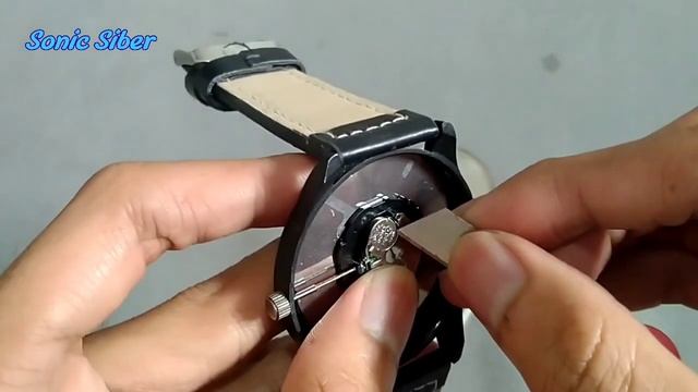 Cara Mengganti Baterai Jam Tangan Merk Aux Land смотреть онлайн