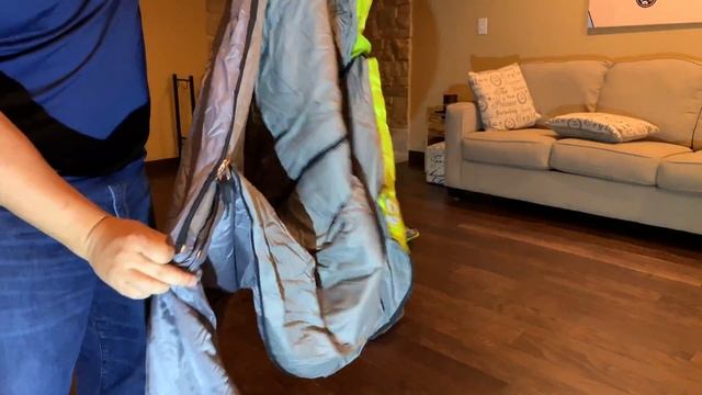 Lightweight Camping Sleeping Bags that Zip Together by Innospo Review смотреть онлайн