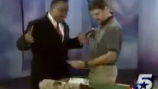 Лягушка прикальнулась смотреть онлайн