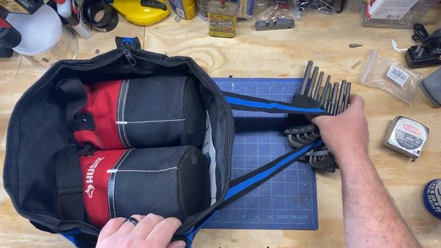 Tricks Of The Trade: Apartment Maintenance смотреть онлайн