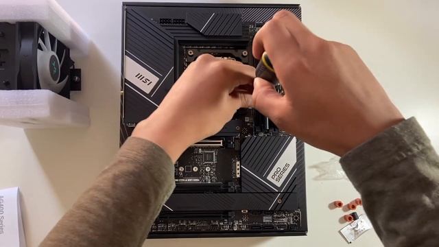 Building a PC for the First Time! No Experience! смотреть онлайн