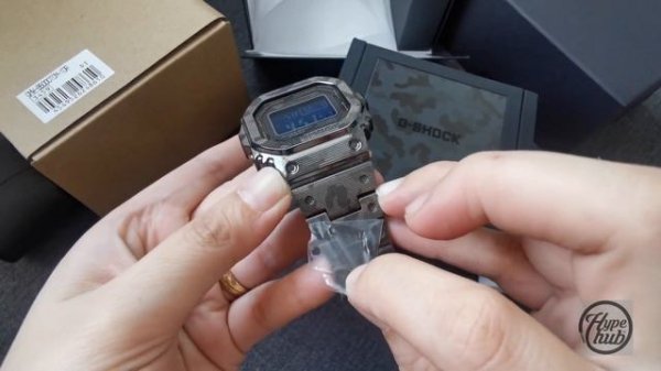UNBOXING G-SHOCK GMW-B5000TCM-1 METAL CAMOUFLAGE PATTERN TITANIUM EDITION