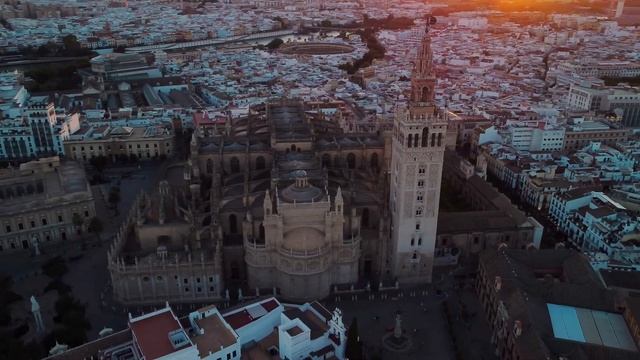 Sevilla - Cinematic Drone - DJI Mini 2 + Fuji XT-4 - Sigma 18-35 смотреть онлайн