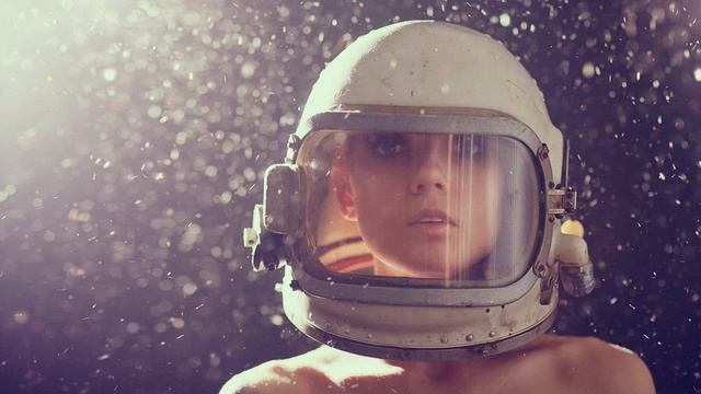 Chris.SU feat. Mira — Higher (Original Mix) смотреть онлайн