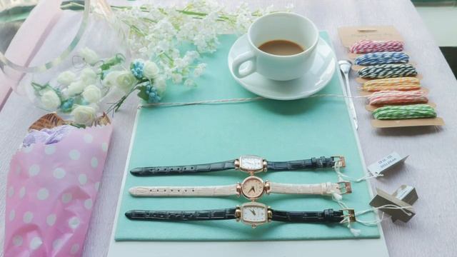 Đồng hồ Claude Bernard Dress Code cho nữ смотреть онлайн
