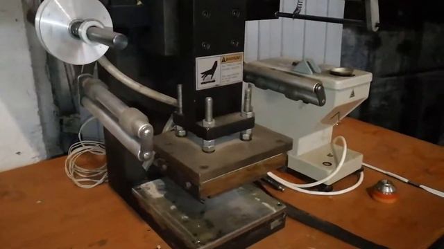Пресс для горячего тиснения смотреть онлайн