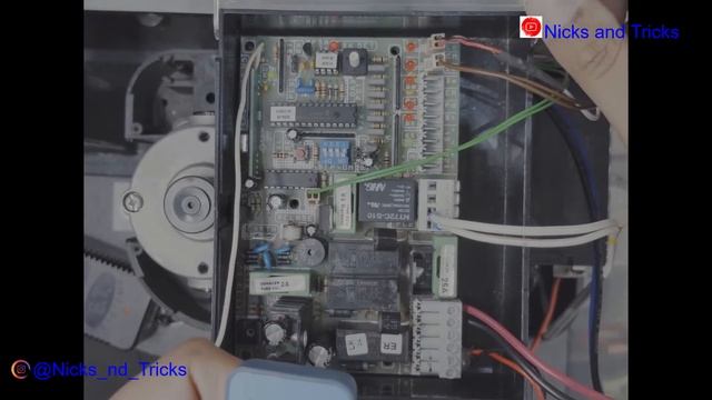 How to program an ET remote to an ET 500 Gate Motor смотреть онлайн