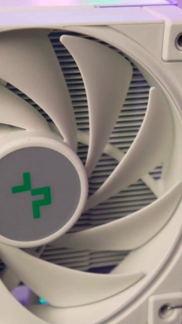Your Gaming PC Needs This CPU Cooler смотреть онлайн