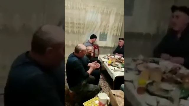 Мужская компания. Дагестанские напевы. Даргинские песни Тут только лучшие песни. смотреть онлайн