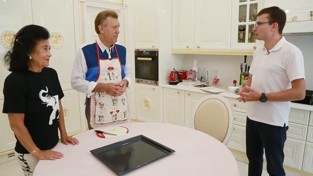 Посещение Нового рынка смотреть онлайн