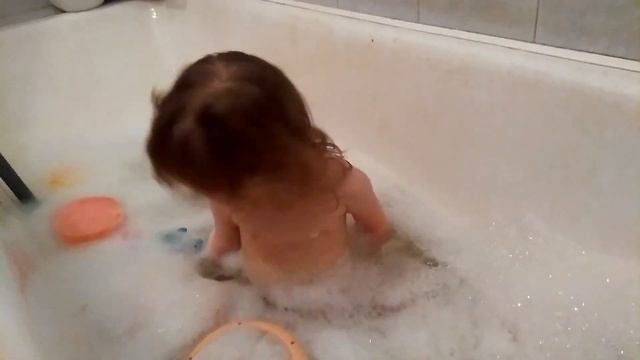 Моюсь купаюсь