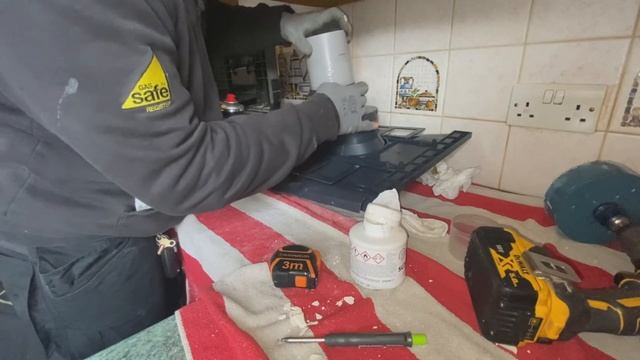Kitchen extractor ducting installation смотреть онлайн