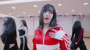 민니(MINNIE) - 'HER' Dance Practice Video Mirrored