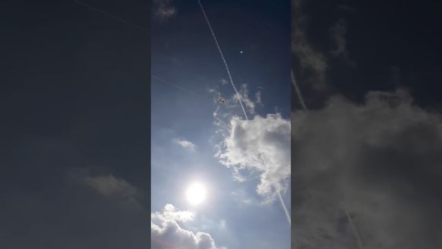 Повітряний змій у небі смотреть онлайн