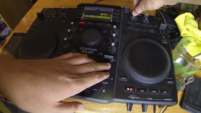Демонстарция Stanton SCS.4DJ