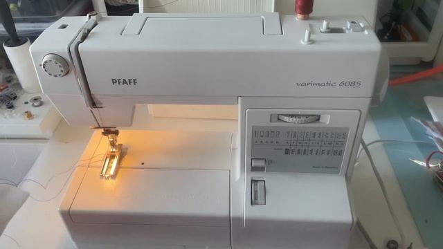 Knopfloch Mit Pfaff Varimatic 6085 #sewingmachine #nähmaschine #pfaff #sewingmachine #knopfloch