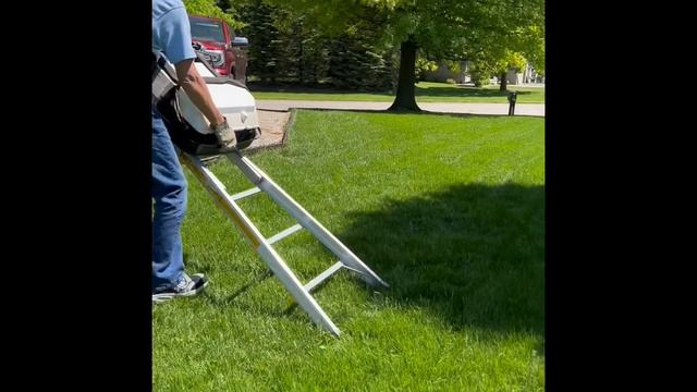 Replacing a Dometic Penguin II ducted air conditioner смотреть онлайн