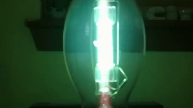 175 Watt (Clear) Mercury Vapor Lamp Start Up смотреть онлайн
