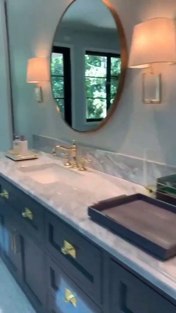 interior design and granite brown #shorts #himalaya #design #interior #barish #bathroom смотреть онлайн
