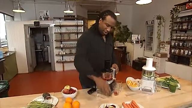 400-881 JuiceXtra recipe Red Lips juice with Georges Laraque | TVA BOUTIQUES смотреть онлайн