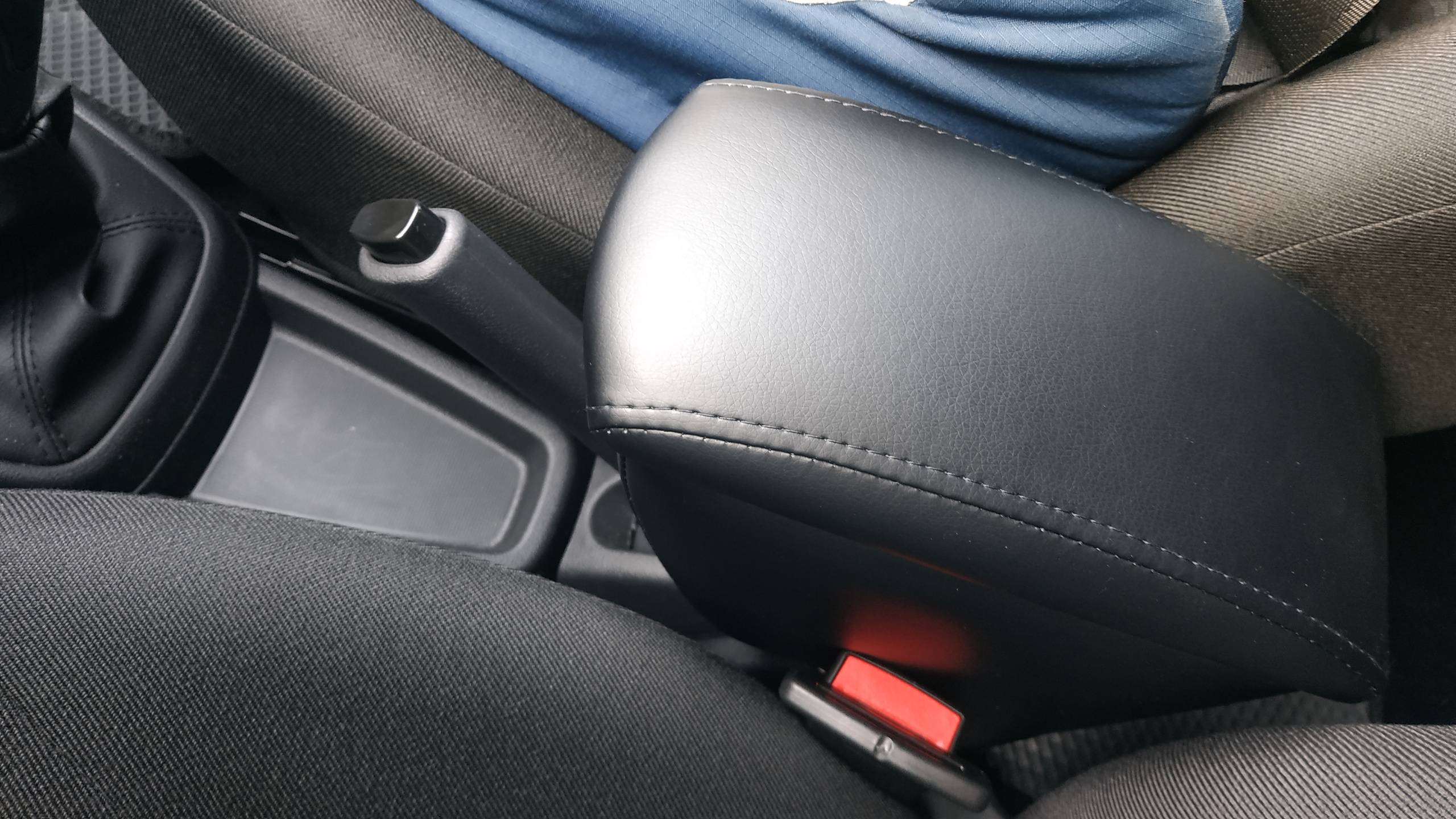 Подлокотник ЛАДА ГРАНТА ФЛ LADA GRANTA FL 2024 смотреть онлайн