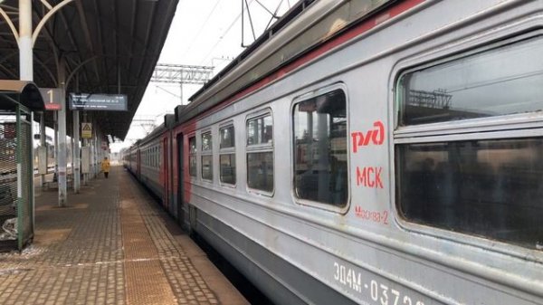 ЭД4М-0163 На станции Тарасовская