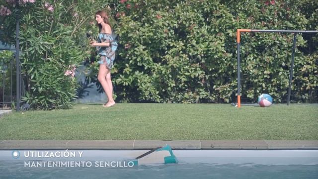 Aquabot robot limpiador des piscina FRC90 смотреть онлайн