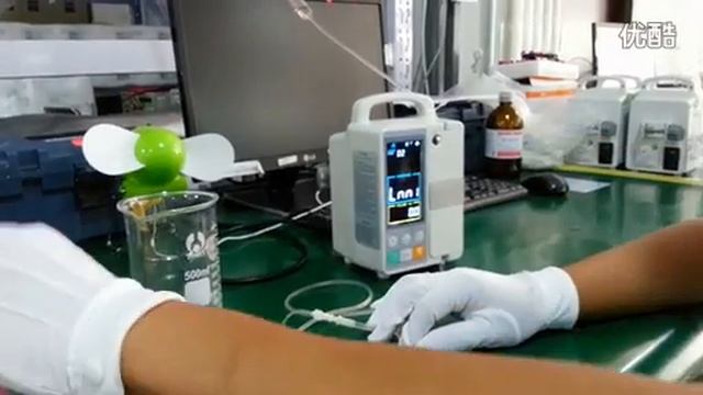 Infusion pump IV Set calibration from WondconMed смотреть онлайн