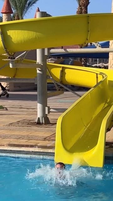 Даниэль и Доминик проверили. Отличная детская зона в отеле Albatros Aqua Blu в Шарм эль Шейх смотреть онлайн