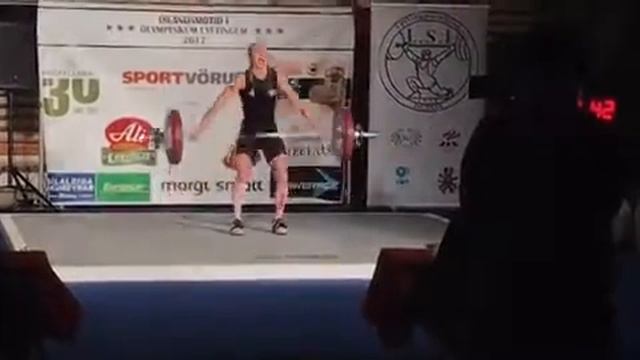 Thuri Helgadottir 84 kg snatch PR, new Icelandic record in the -63 kg смотреть онлайн