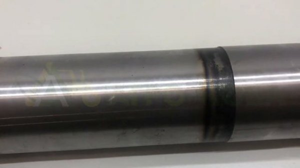 Вал поворотный ЮМЗ на 2 гидроцилиндра