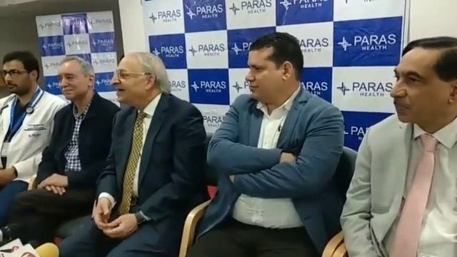 Distinguished #cardiologist Dr. Shawl takes the podium to address a gathered audience at Srinagar смотреть онлайн