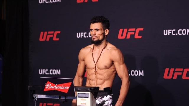 UFC 213 official weigh-in смотреть онлайн