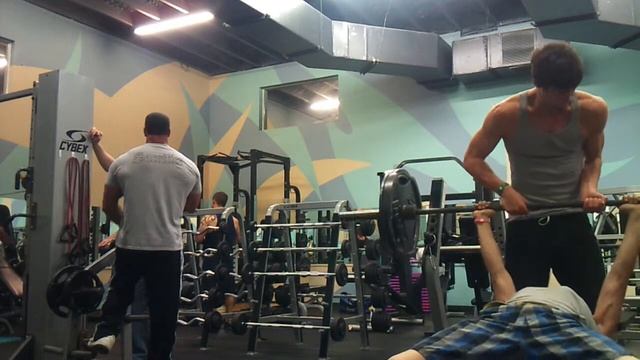 225 bench @140 смотреть онлайн