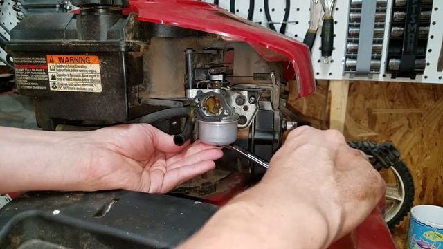 Fixing a Free Lawn Mower смотреть онлайн