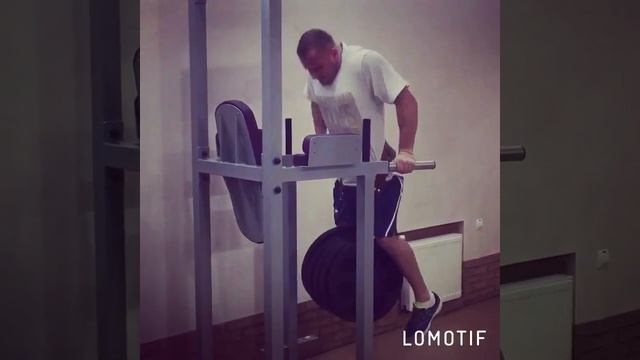 Брусья с дополнительным весом , 120 кг на 4 раза смотреть онлайн