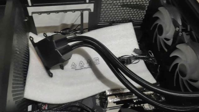 WaterCooler MSI Mag Coreliquid M240 Review Completo