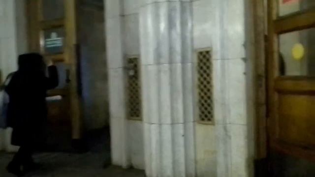 Ксюха уходит с Новослободской смотреть онлайн