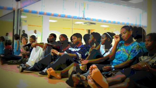 EVENS CLARKE - PRÉJUGÉS INCONSCIENTS - DOKO LARI 2012 смотреть онлайн