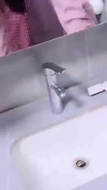 Portable Mini Mop смотреть онлайн