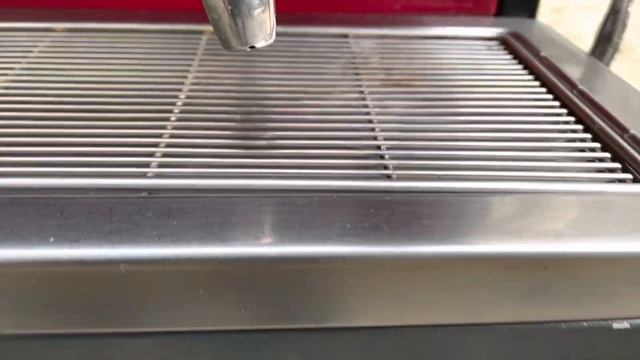 エスプレッソマシン　ラチンバリー　LA CIMNALI M32BISTRO смотреть онлайн
