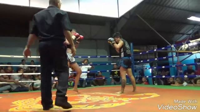 Eva Whitetigers Pro Debut Muaythai Fight 5 X 3 Min