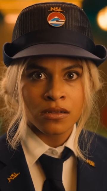 The Hornet Stings | Bullet Train (2022) смотреть онлайн