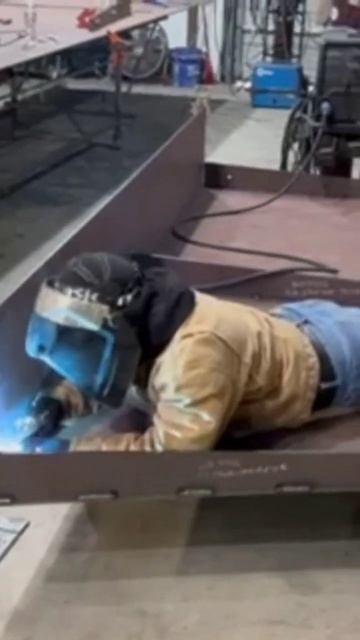 сварщик США смотреть онлайн