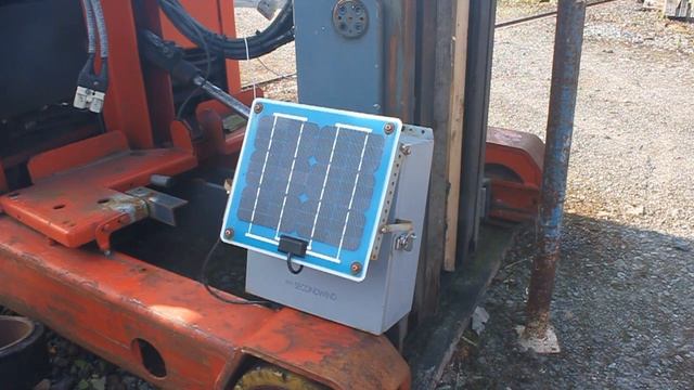 instalacja i pierwsze testy turbiny o pionowej osi obrotu VAWT by Hipar смотреть онлайн