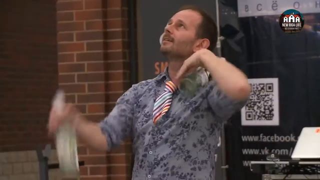 Monolith керамические грили Первомай в Британике смотреть онлайн