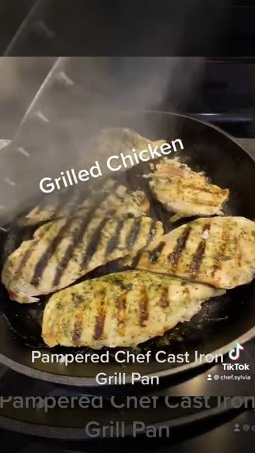 Grilled Chicken on Cast iron grill pan by pampered chef смотреть онлайн